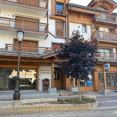 Skis Aux Pieds Avec Parking A - Fr-1-562-60 كورشوفيل